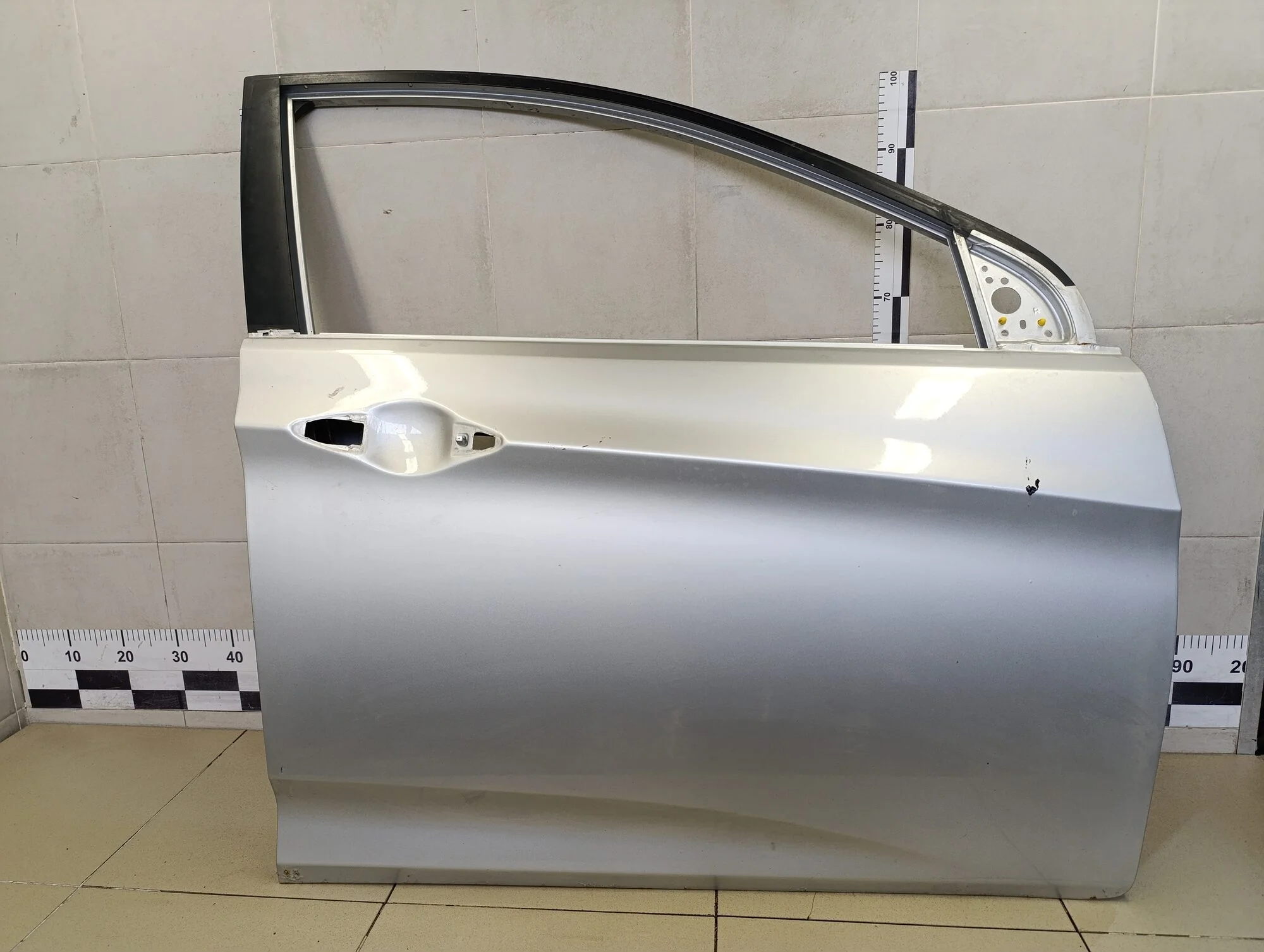 Дверь передняя правая Solaris 2010-2017