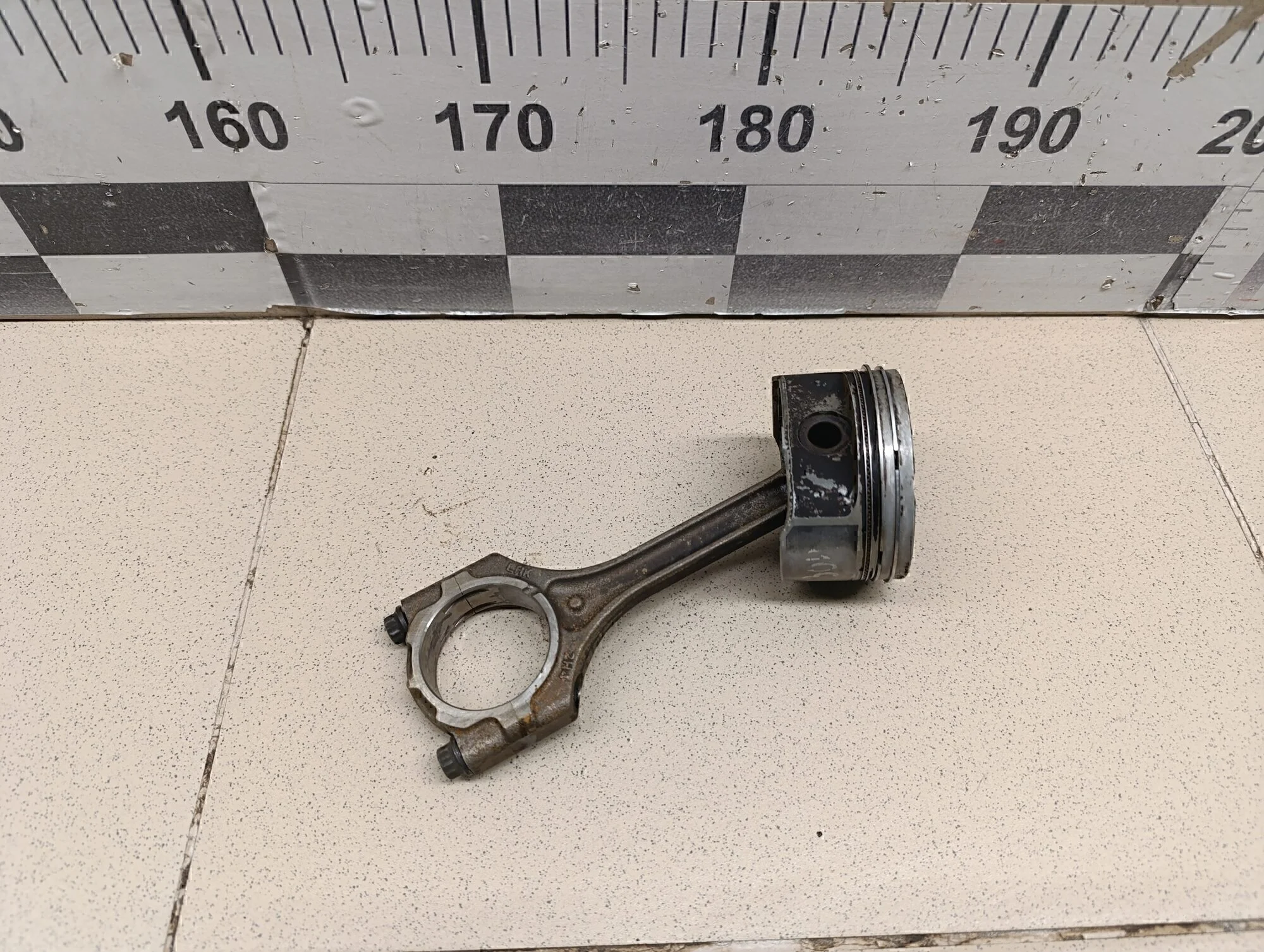 Поршень с шатуном Solaris 2010-2017