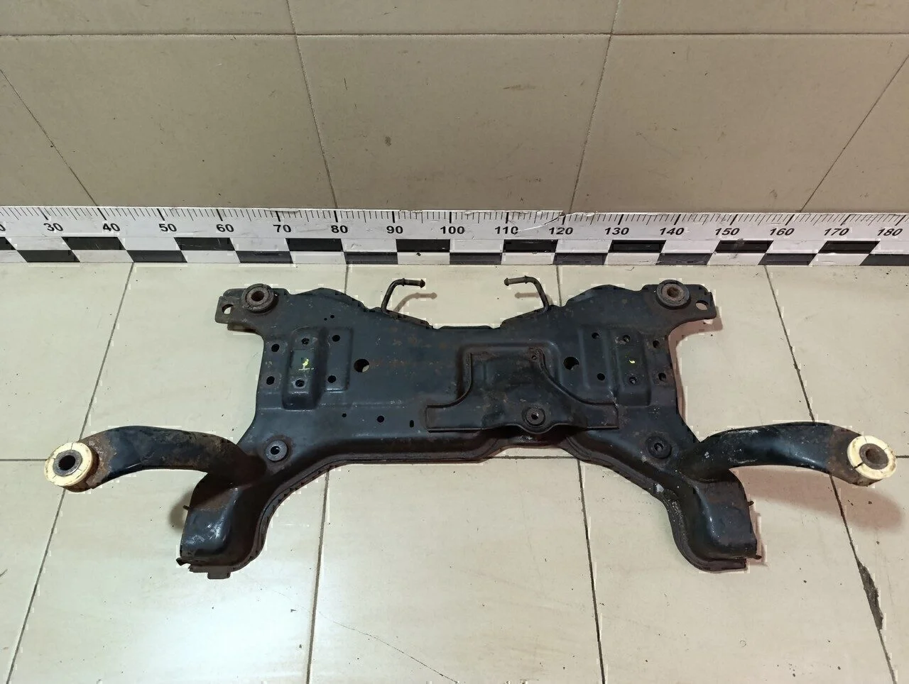 Балка подмоторная Focus II 2005-2008