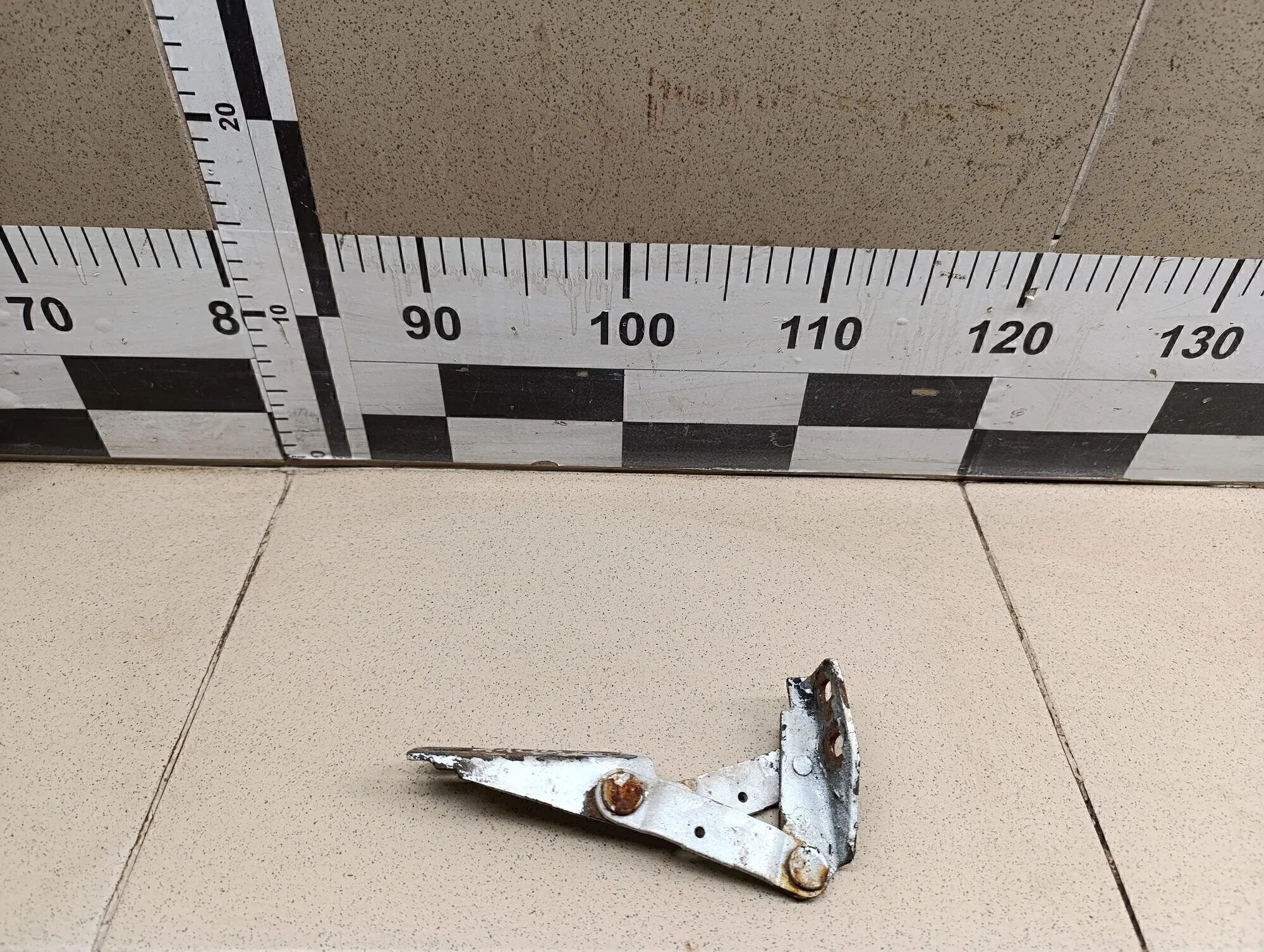 Петля капота левая Sprinter (901-905)/Sprinter Classic (909) 1995-2006