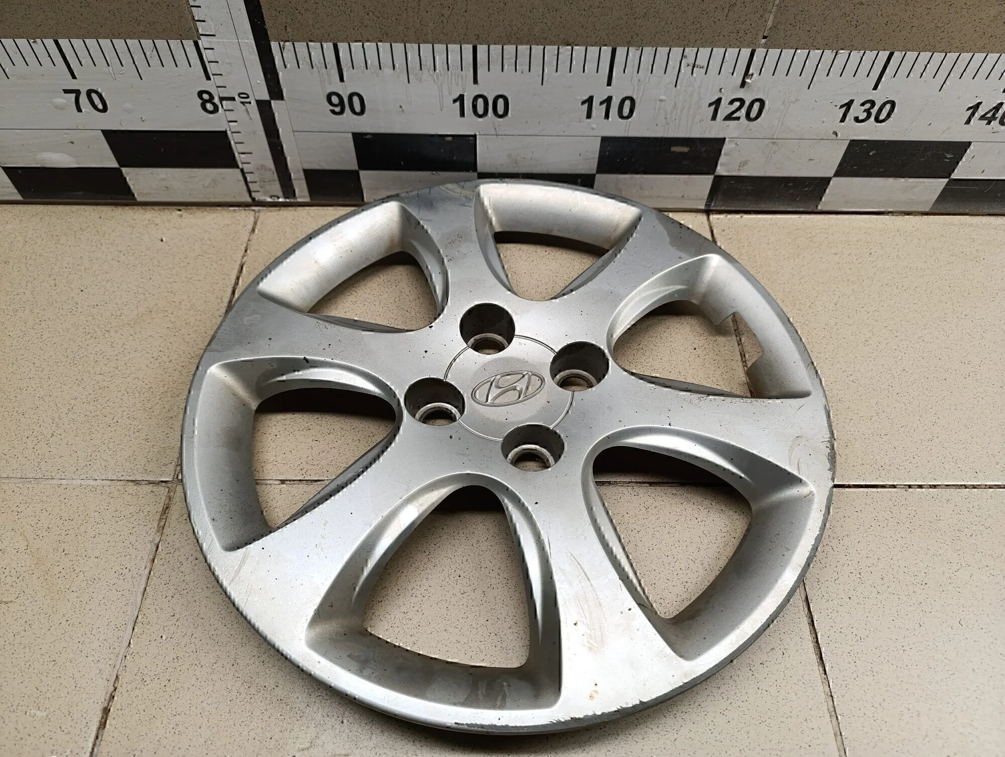 Колпак декоративный Solaris 2010-2017