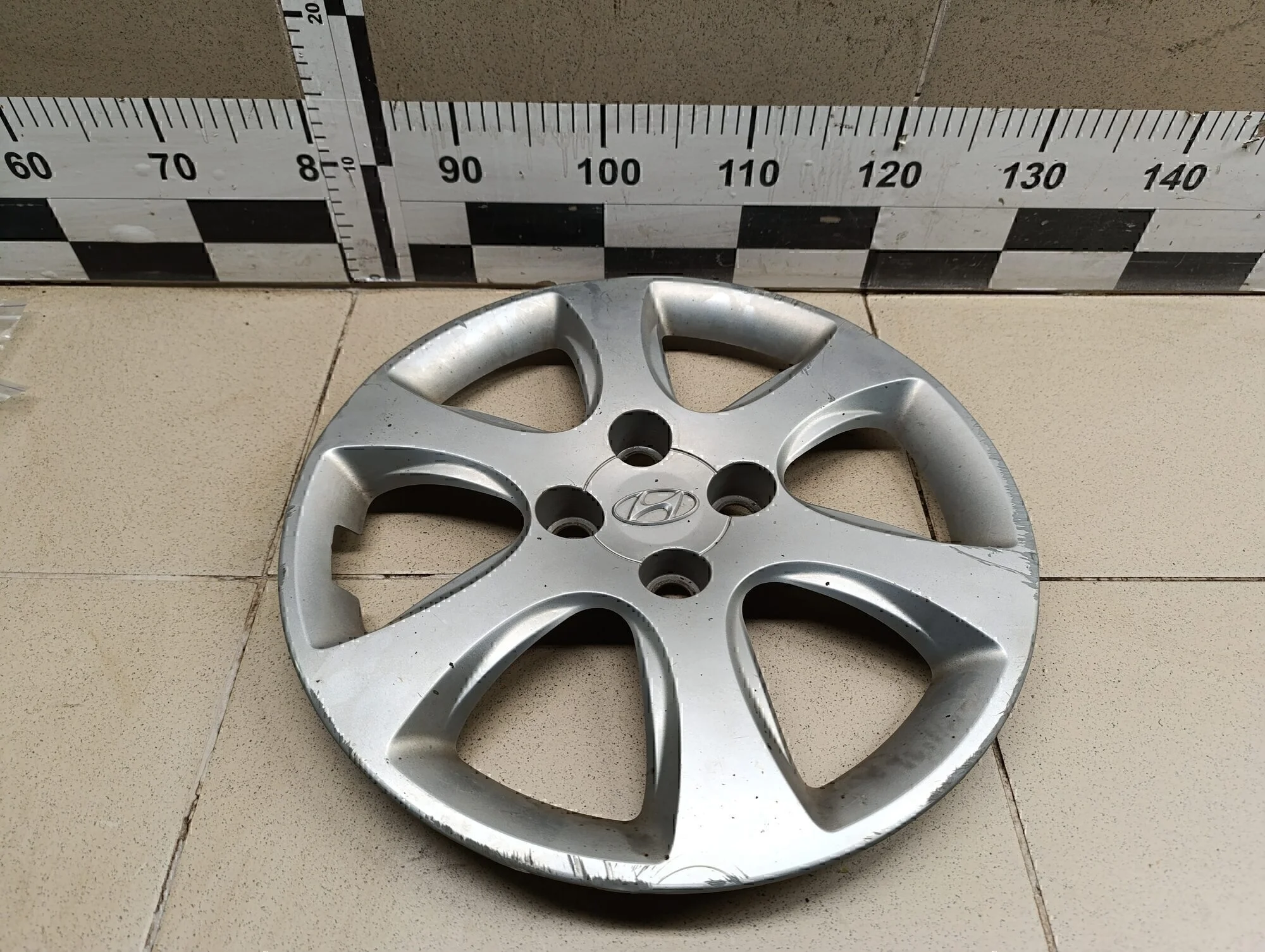 Колпак декоративный Solaris 2010-2017