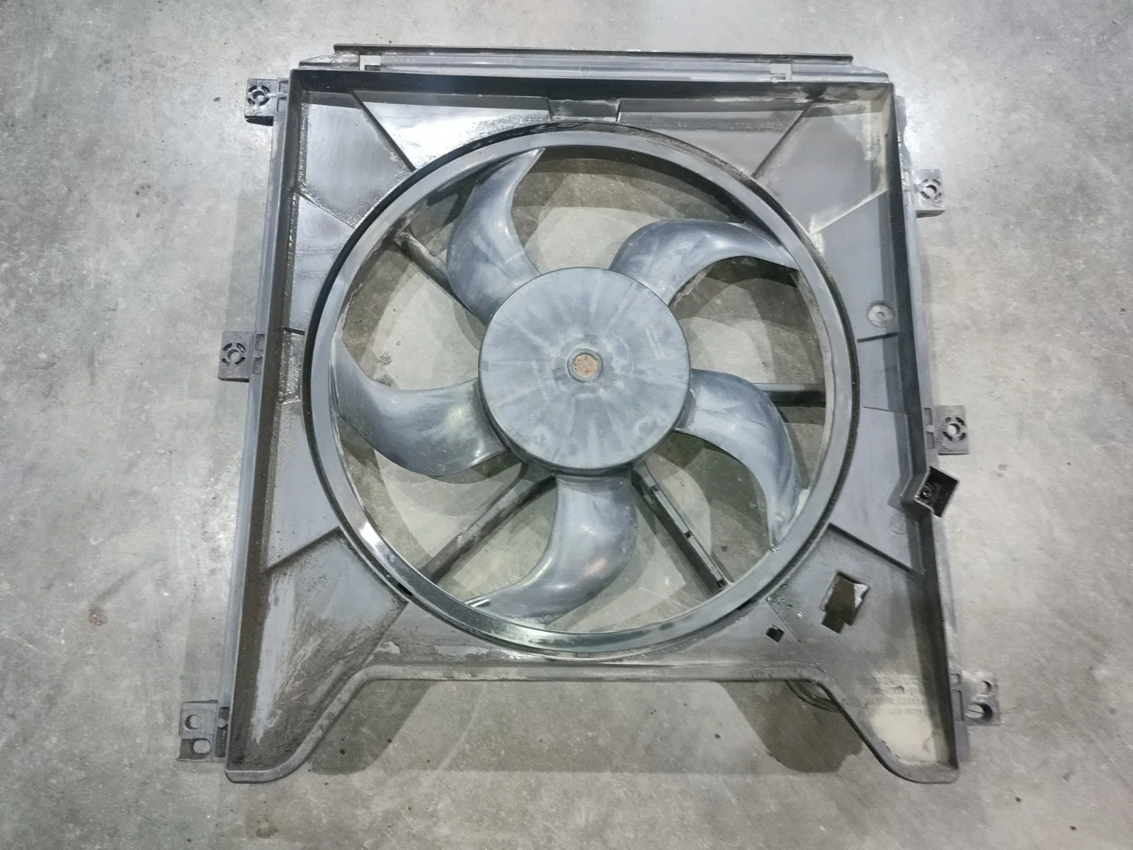 Вентилятор охлаждения SsangYong Actyon 2008 C100