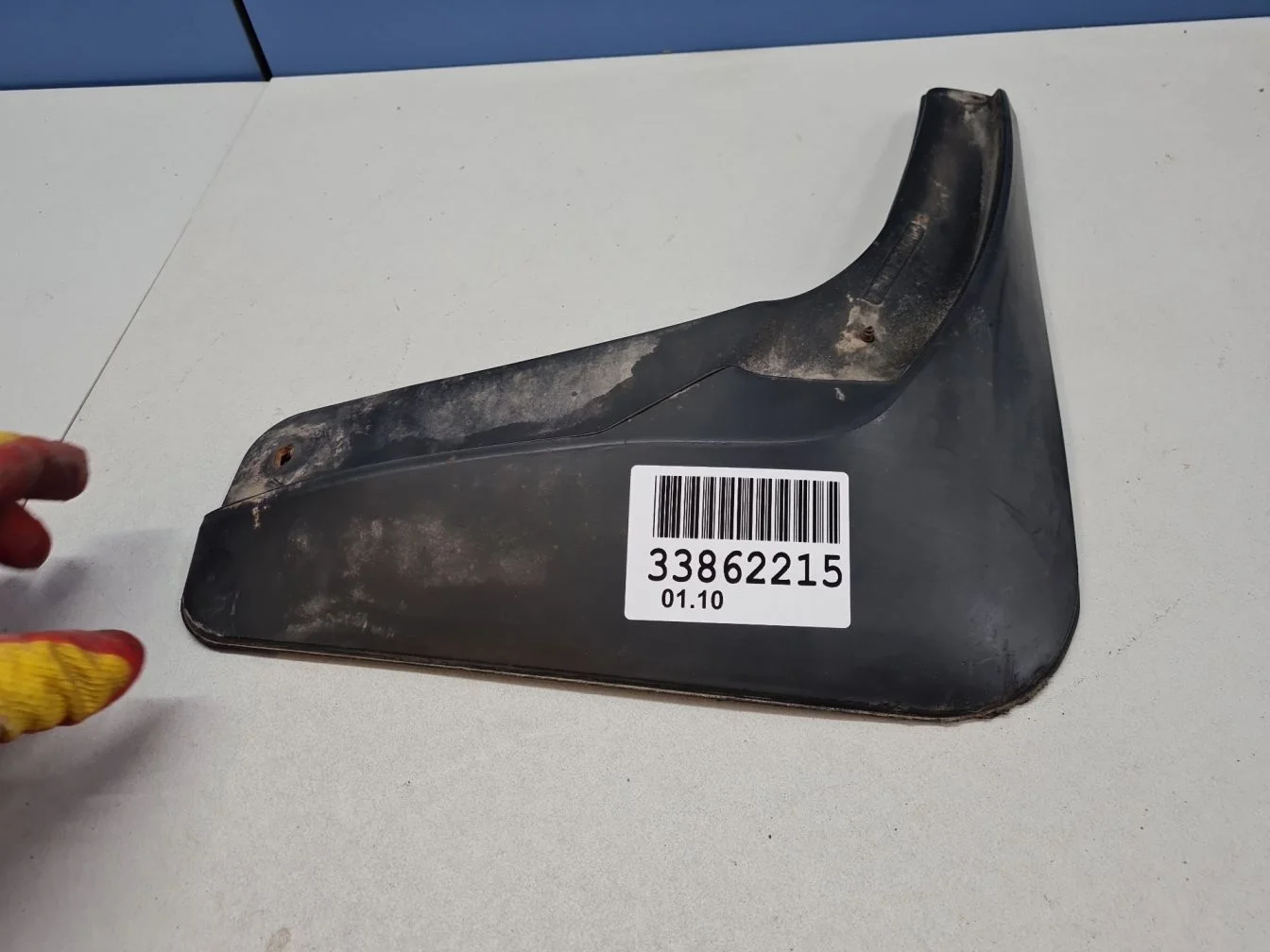 Брызговик задний правый для Volkswagen Touareg 2018-