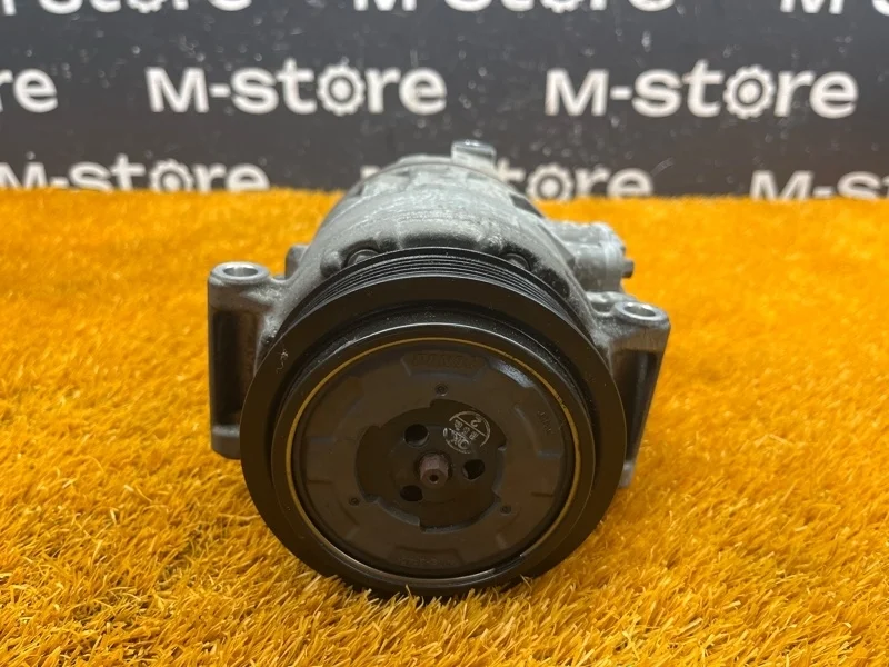 Компрессор кондиционера Mercedes-Benz E-Class 2005 A0012301411 W211 272.943