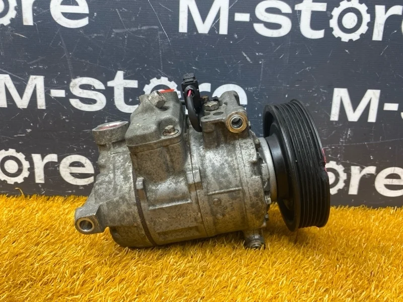 Компрессор кондиционера Audi A6 2009 4F0260805AF C6/4F CCEA