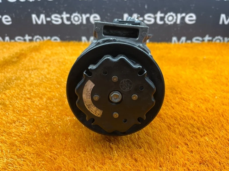 Компрессор кондиционера Mercedes-Benz C-Class 2001 A0002306511 W203 111.955