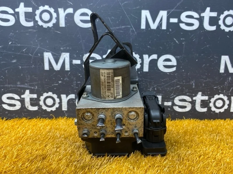Блок ABS Mercedes-Benz M-Class 2012 A1669013400 W166 276.955