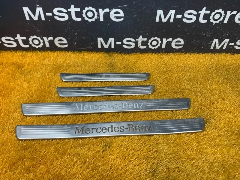 Накладка на порог Mercedes-Benz M-Class 2012 A1666860436 W166 276.955