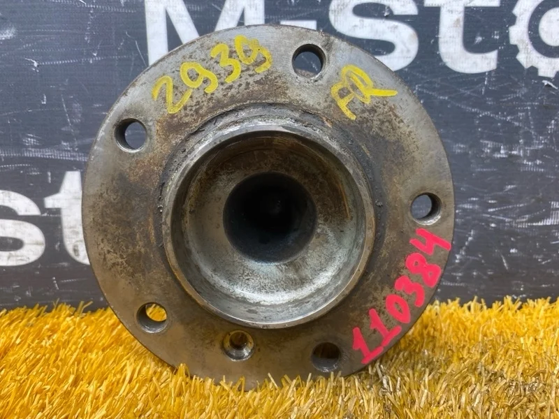 Ступица Bmw 5-Series 2006 31226765601 E60 N52B25A, передняя правая