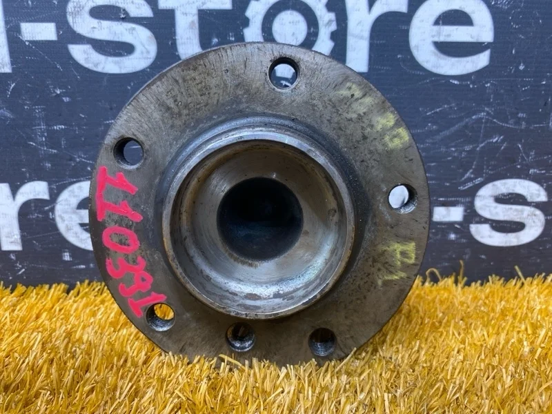 Ступица Bmw 5-Series 2006 31226765601 E60 N52B25A, передняя левая