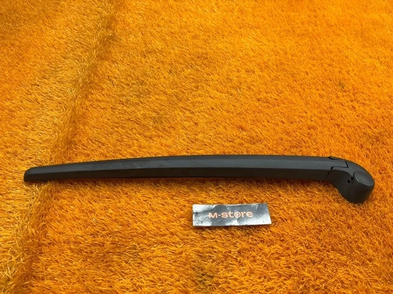 Поводок стеклоочистителя Audi Q7 2012 4L0955407 4LB CJT, задний