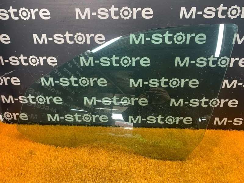 Стекло боковое Mercedes-Benz E-Class 2005 A2117250110 W211 272.943, переднее левое