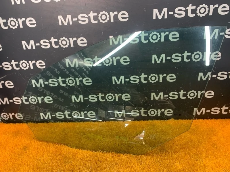 Стекло боковое Mercedes-Benz E-Class 2010 A2127250710 W212 642.850, переднее левое