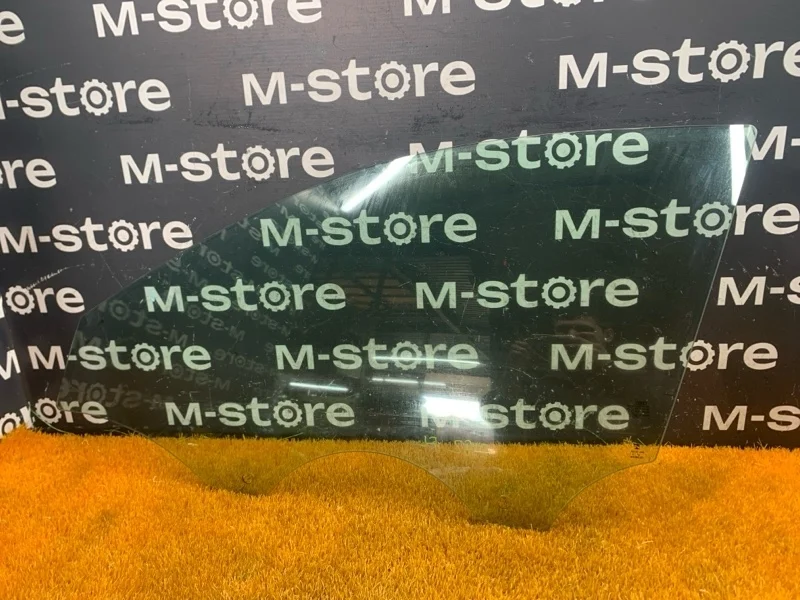 Стекло боковое Audi A3 2014 8V5845201 8V CXS, переднее левое