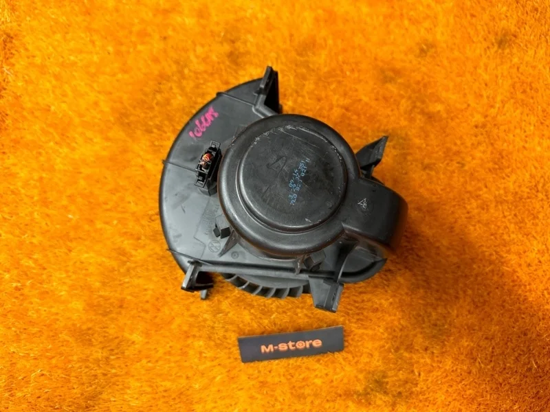 Мотор печки Volkswagen Touareg 2007 7L0820021N 7L BHK