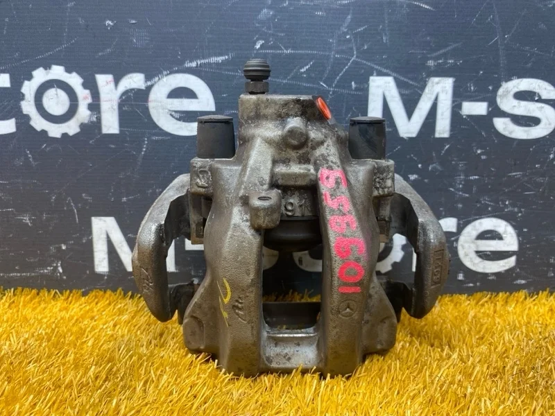 Суппорт Mercedes-Benz E-Class 2010 A2124230281 W212 642.850, задний левый