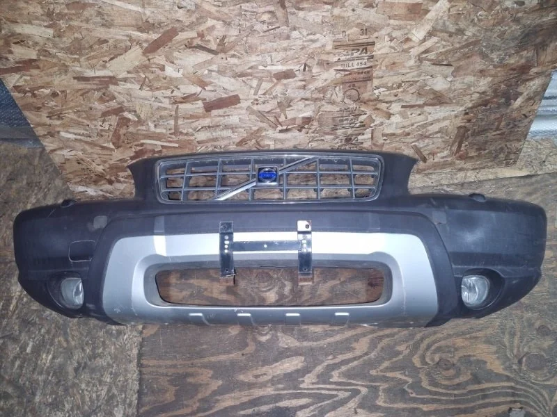 Бампер Volvo XC70 2005 SZ