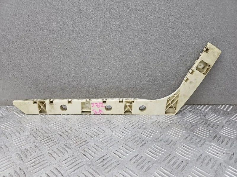 Крепление бампера Nissan Teana J32