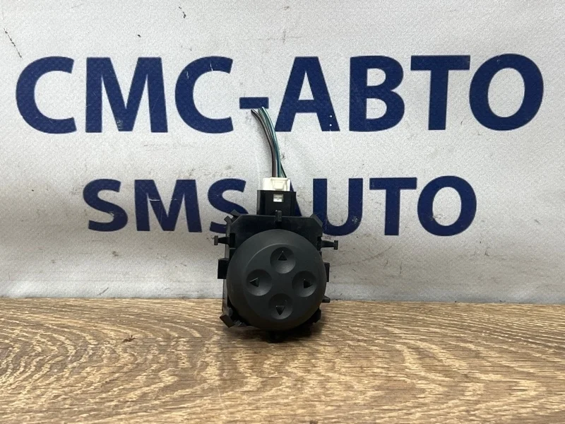 Кнопка регулировки положения сидения Mercedes-Benz Ml 2012 A2048702658 W166 642.826, передняя правая