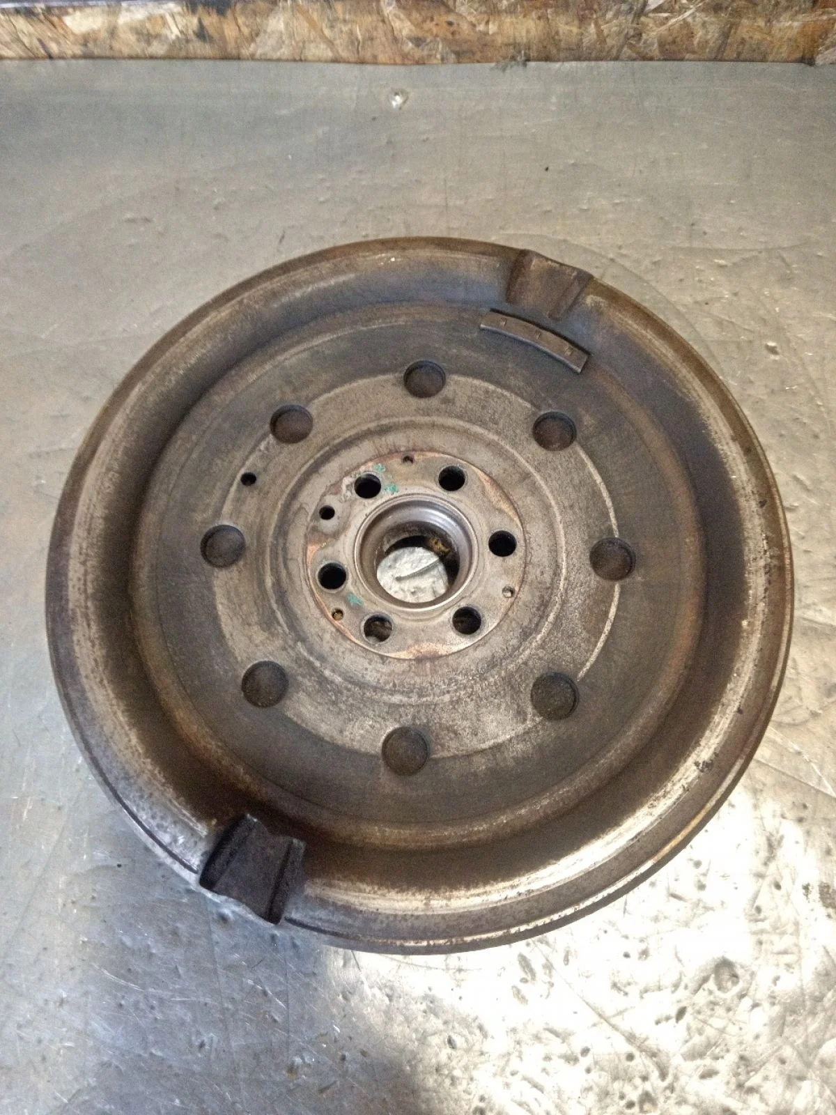 Двухмассовый маховик Skoda Octavia II рестайлинг (2008—2013) 2010 1Z/F9R