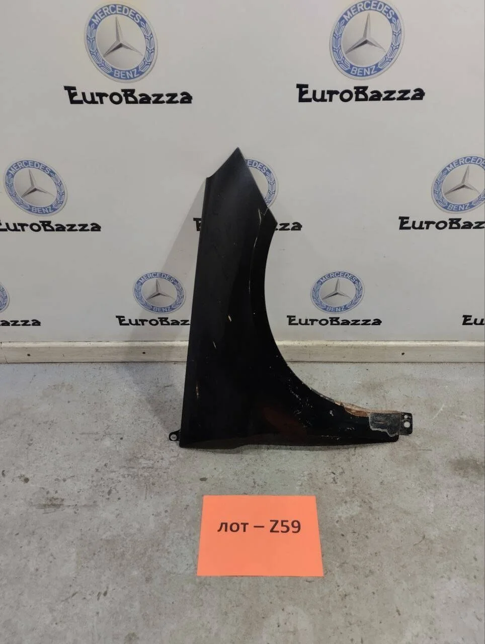 Крыло переднее правое Mercedes W245