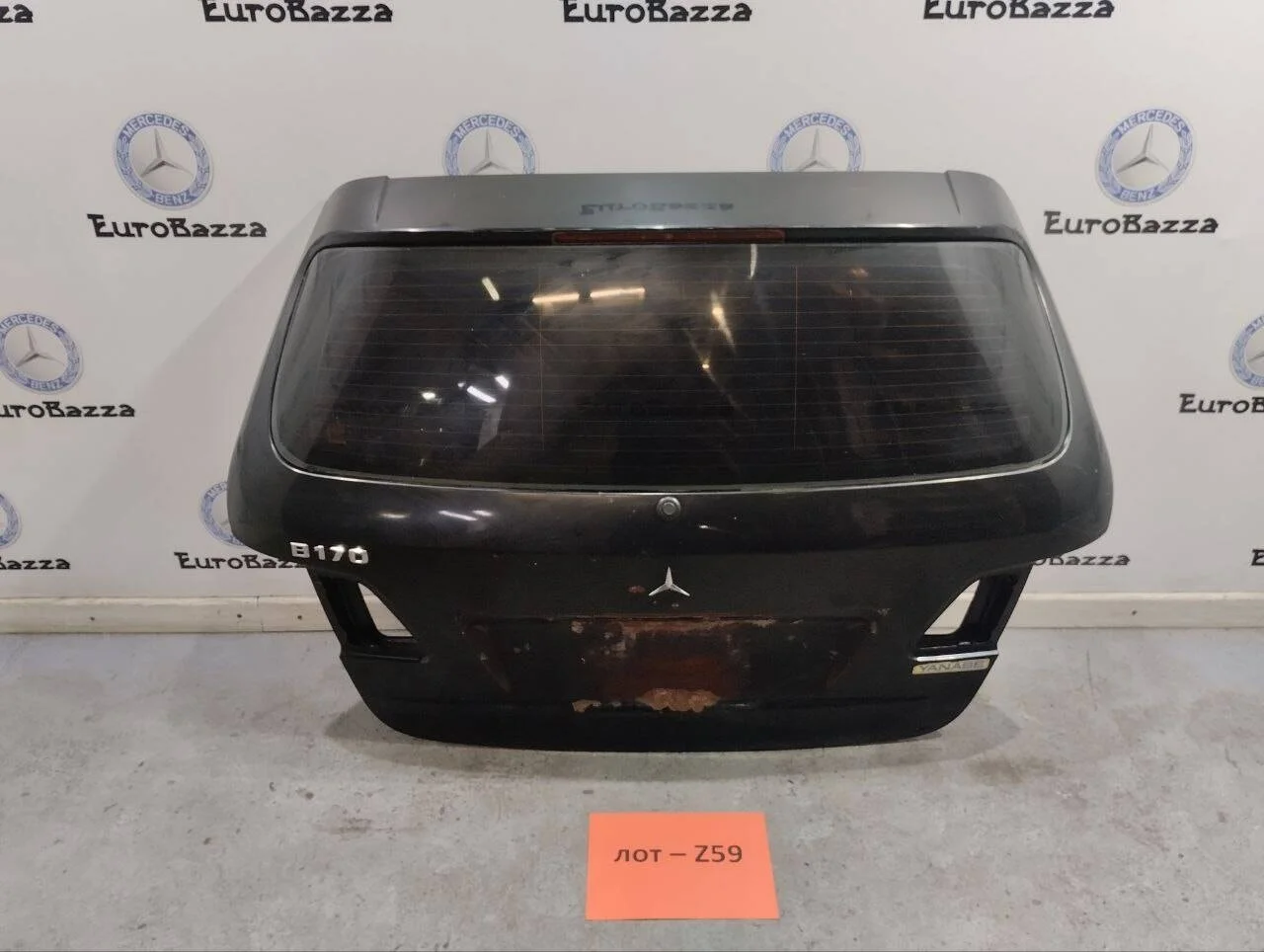 Дверь багажника Mercedes W245