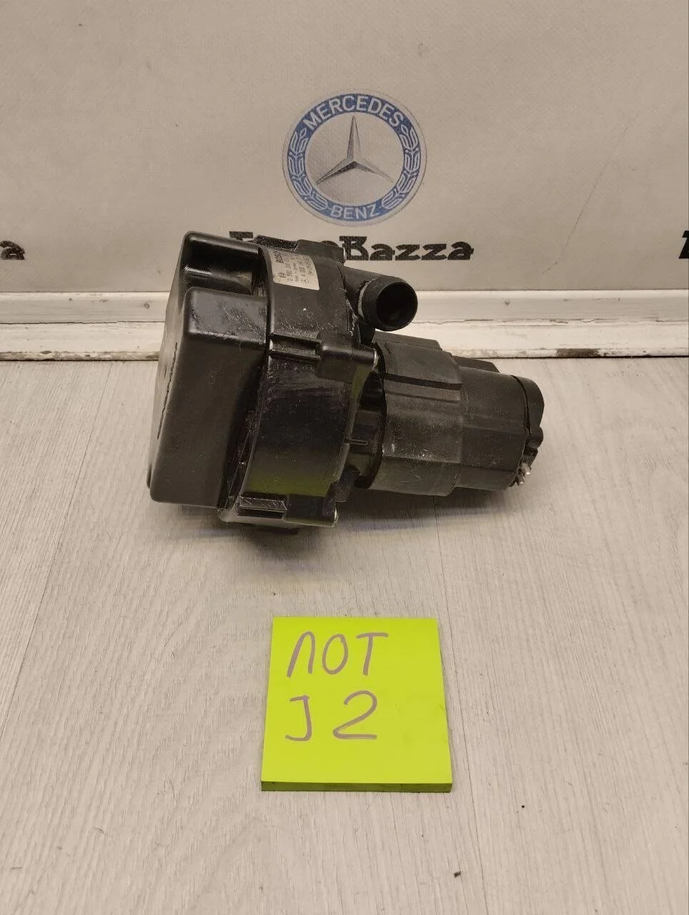 Насос продувки катализатора Mercedes W219
