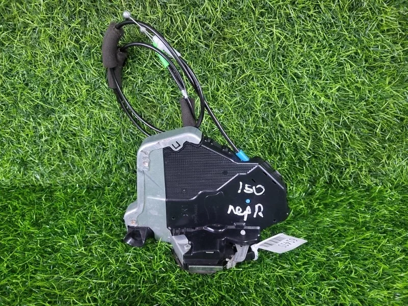 Замок двери Toyota Land Cruiser Prado 2014 6903060250 J150, передний правый