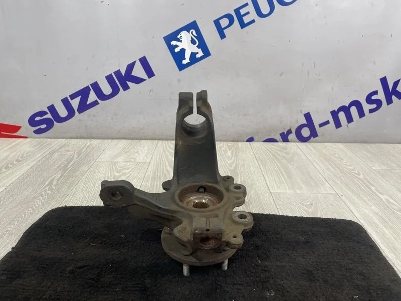 Кулак поворотный FORD FOCUS 3 2013