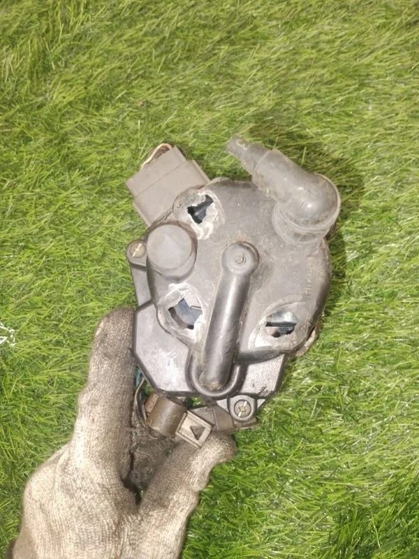 Трамблер Nissan Presage 221005V100 KA24DE 2.4