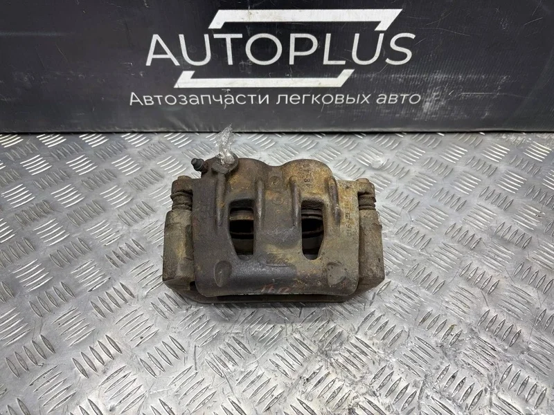 Суппорт тормозной Ford Transit 1553793 ФУРГОН 2.0 D3FA, передний правый