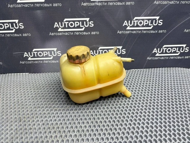 Бачок расширительный ЗАЗ Chance 2009-2014 96182279 1.3 307000