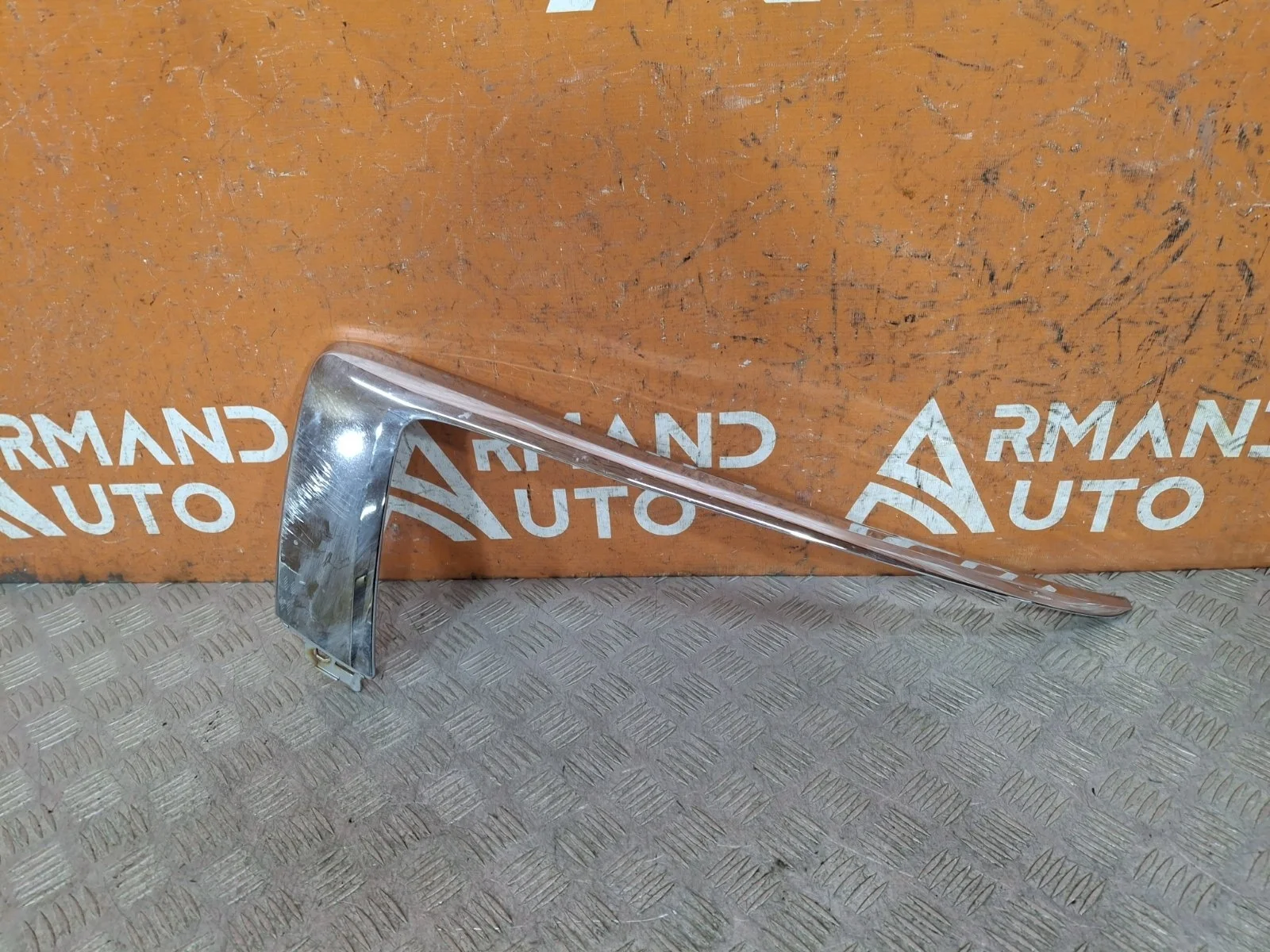 Накладка бампера Mitsubishi Eclipse Cross 2017-нв