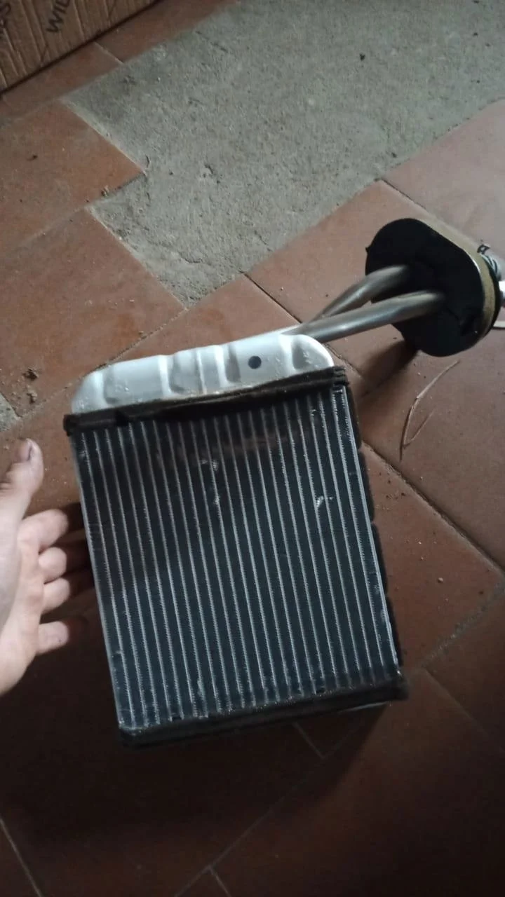 Радиатор отопителя Audi Q7 4L рестайлинг (2009—2015)