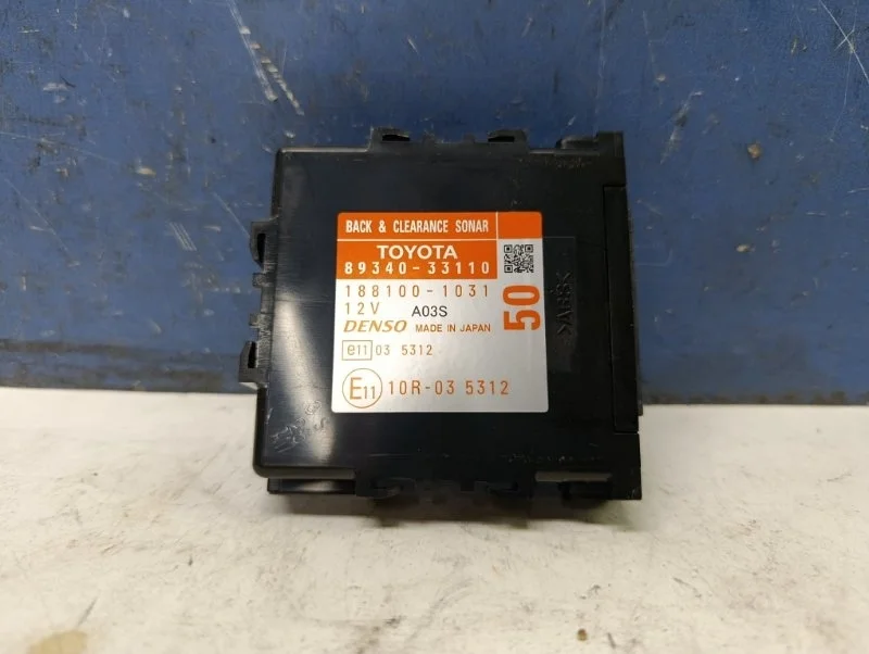 Блок управления парктрониками Toyota Camry 2015 8934033110 ASV50 2.5 2AR-FE