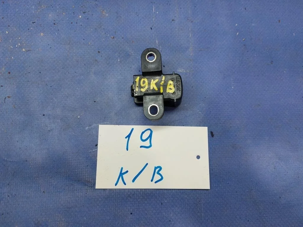 датчик положения коленвала MITSUBISHI DION CR6W 4G94