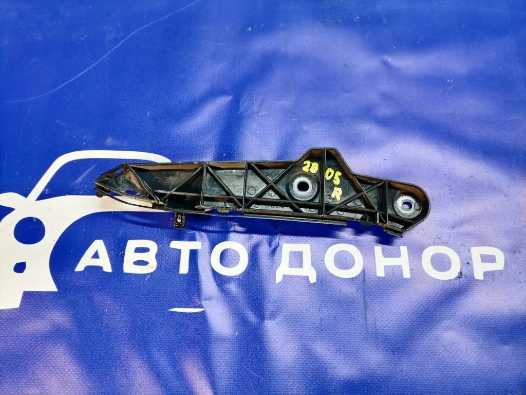 крепление бампера TOYOTA COROLLA SPACIO NZE121 1NZFE