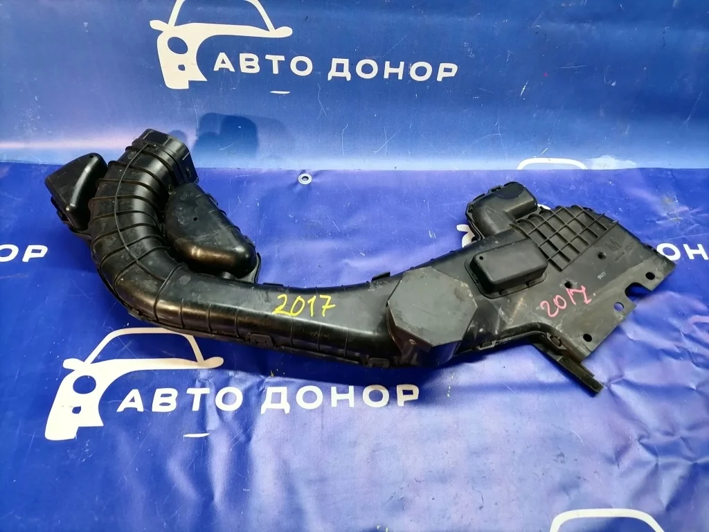 воздухозаборник NISSAN XTRAIL TNT31 QR25DE