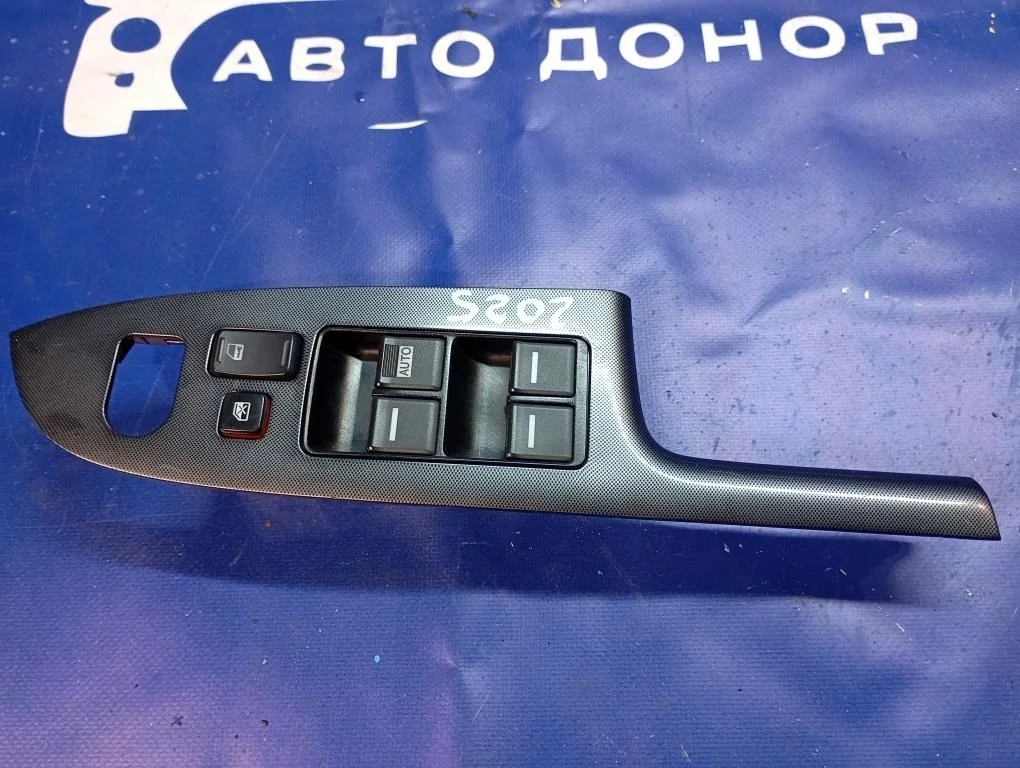 блок управления стеклоподъемниками HONDA ACCORD CL9 K24A