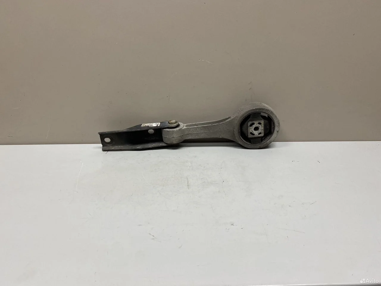 Опора двигателя задняя skoda fabia