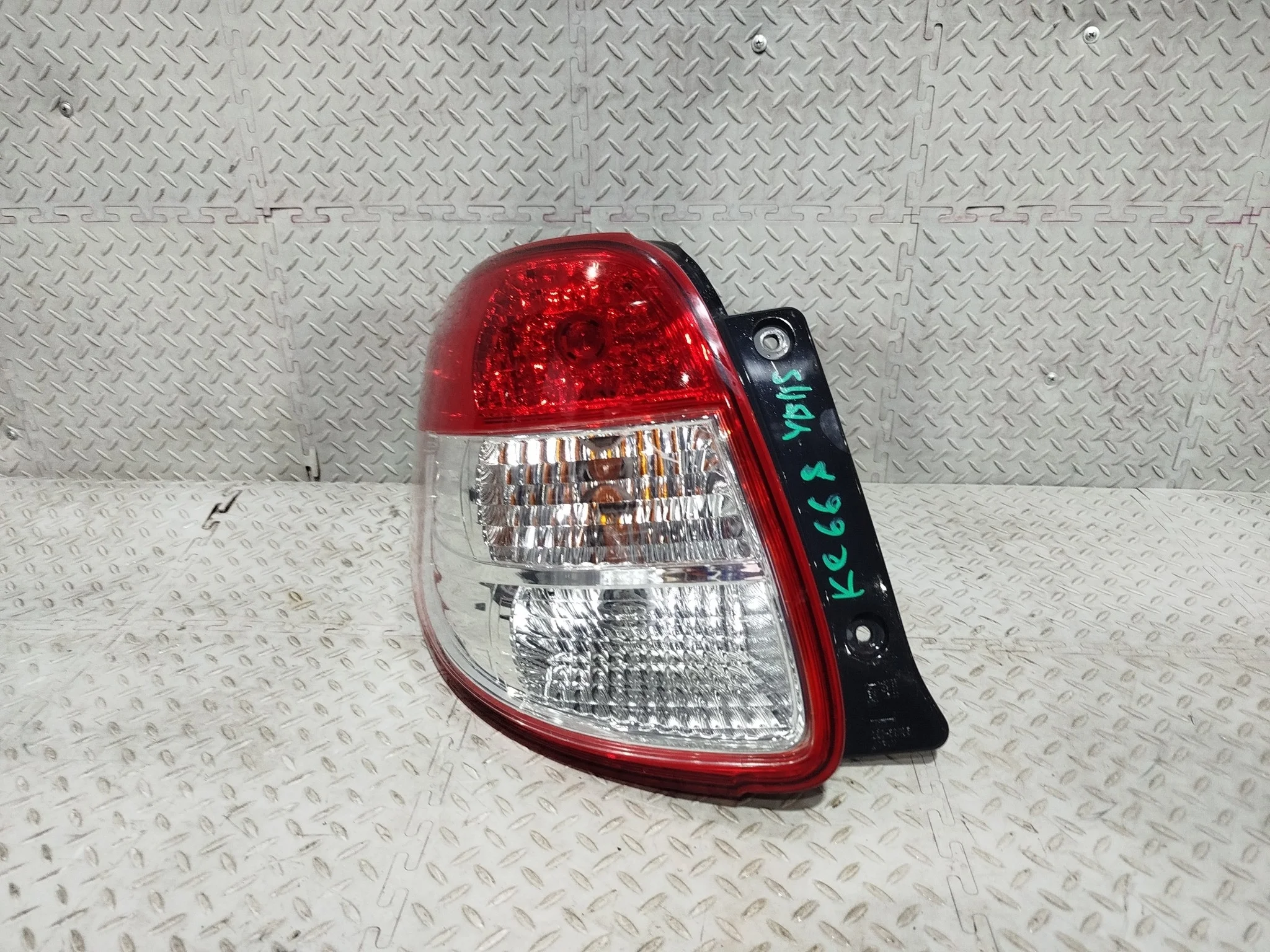 ФОНАРЬ SUZUKI SX4 YA11S YA41S YB11S YB41S 22059135 1 МОДЕЛЬ ЛЕВЫЙ 3567080JA0 KE668