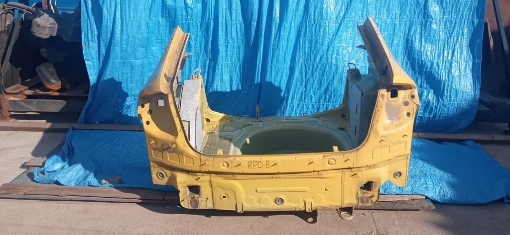 Б.у. часть кузова SKODA RAPID SKODA RAPID