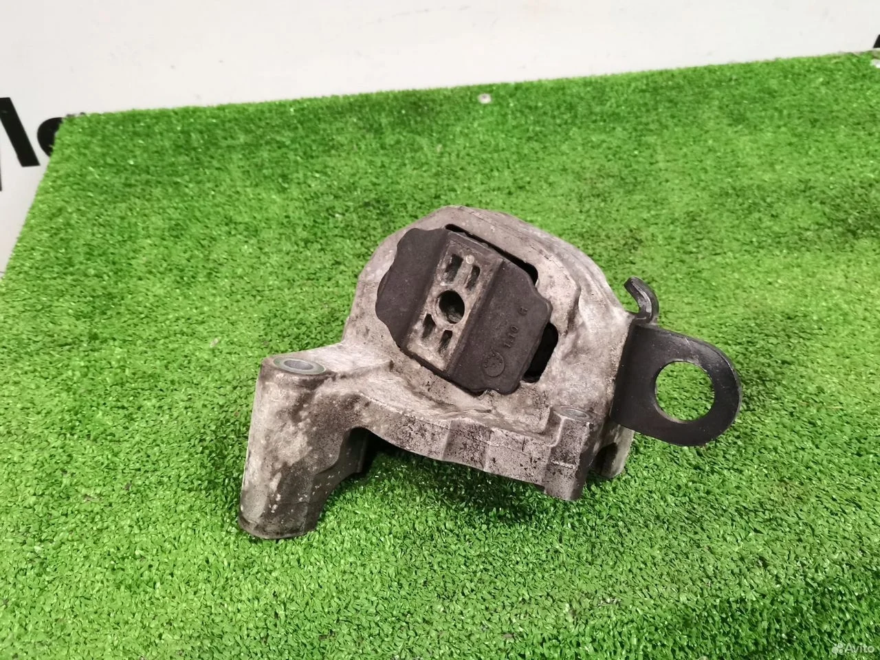 30741583 опора двигателя верхняя xc90 xc70 v70 s60