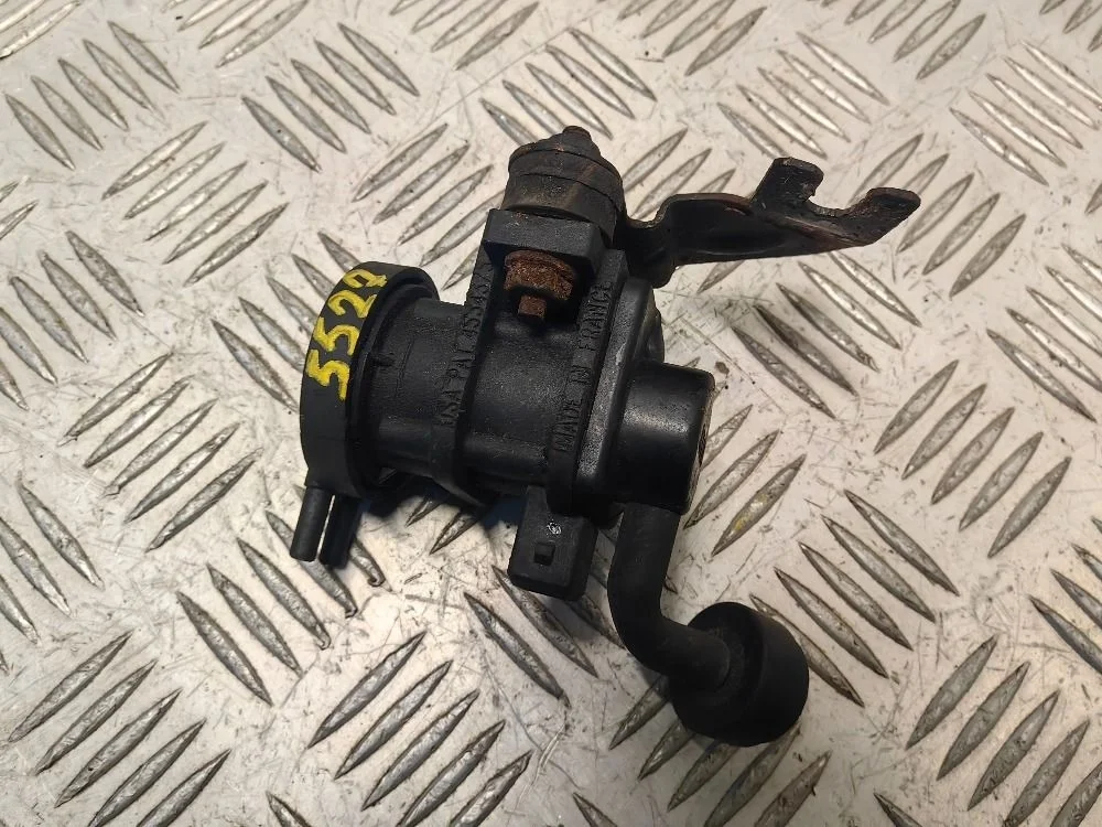 Клапан электромагнитный Opel Vectra B