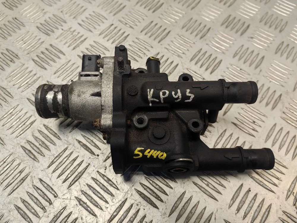 Корпус термостата Chevrolet Cruze