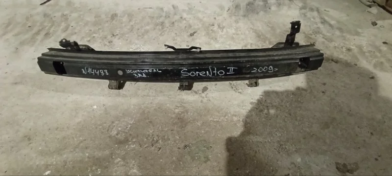 Усилитель бампера задний Kia Sorento 2 XM