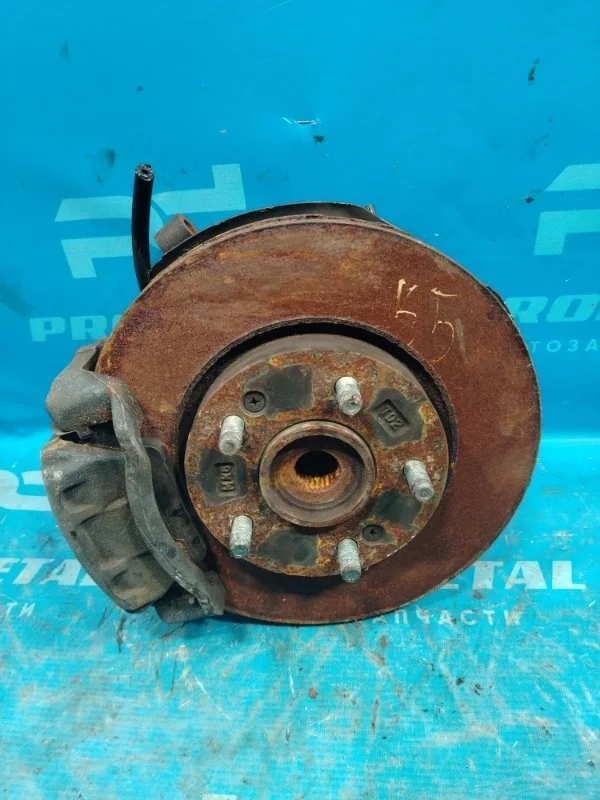 Кулак поворотный передний правый Hyundai Sonata 6