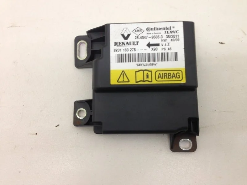 Блок управления Airbag Renault Sandero 2009-2014 8201163278 1, передний