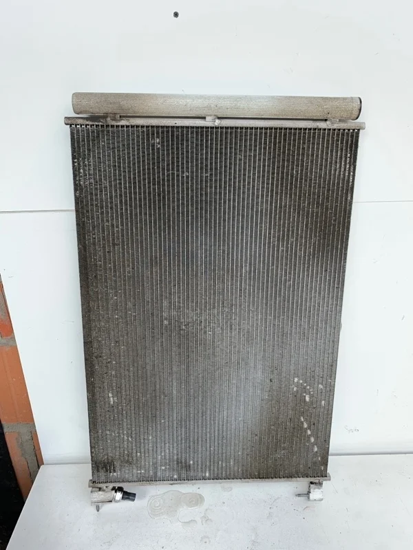 Радиатор кондиционера Mercedes-Benz C-klasse 2014-2018 A0995000454 W205, передний